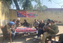 ਸੜਕ ਸੁਰੱਖਿਆ ਮਹੀਨੇ ਤਹਿਤ ਜ਼ਿਲ੍ਹਾ ਟਰਾਂਸਪੋਰਟ ਵਿਭਾਗ ਫਰੀਦਕੋਟ ਨੇ ਅੱਖਾਂ ਦਾ ਮੁਫ਼ਤ ਜਾਂਚ ਕੈਂਪ ਲਗਾਇਆ