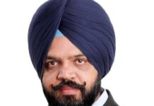 ਅਕਾਲੀ ਦਲ ਕਸੂਤਾ ਫਸਿਆ – ਇਆਲੀ ਦੇ ਨਾਲ ਉਮੈਦਪੁਰ ਨੇ ਵੀ ਮੈਂਬਰਸ਼ਿਪ ਮੁਹਿੰਮ ਦੀ ਜ਼ਿੰਮੇਵਾਰੀ ਤੋਂ ਕੀਤੀ ਨਾਂਹ