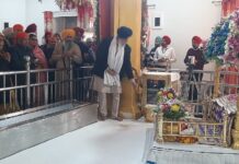 ਪੰਜਾਬ ਦੇ ਰਾਜਪਾਲ ਗੁਲਾਬ ਚੰਦ ਕਟਾਰੀਆਂ ਤਖਤ ਸ੍ਰੀ ਕੇਸਗੜ੍ਹ ਸਾਹਿਬ ਹੋਏ ਨਤਮਸਤਕ