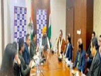 ਪੰਜਾਬ ’ਚ ਨਿਵੇਸ਼ ਨੂੰ ਹੁਲਾਰਾ ਦੇਣ ਲਈ ਤਰੁਨਪ੍ਰੀਤ ਸਿੰਘ ਸੌਂਦ ਵੱਲੋਂ ਰਾਸ਼ਟਰੀ ਤੇ ਅੰਤਰ-ਰਾਸ਼ਟਰੀ ਕੰਪਨੀਆਂ ਦੇ ਸੀ.ਈ.ਓਜ਼ ਤੇ ਪ੍ਰਤੀਨਿਧਾਂ ਨਾਲ ਅਹਿਮ ਮੀਟਿੰਗ