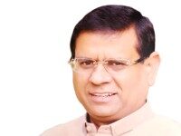 निजी बिल्डर की कार्यशैली को लेकर सख्त नजर आए खाद्य आपूर्ति मंत्री राजेश नागर