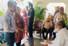 ਅੰਬਾਲਾ ਅਨਿਲ ਵਿਜੇ ਜਨਤਾ ਦਰਬਾਰ ਸ਼ਿਕਾਇਤ ਨਿਵਾਰਣ ਮੀਟਿੰਗ | ਅਨਿਲ ਵਿੱਜ ਨੇ ਅੰਬਾਲਾ ਵਿੱਚ ਜਨਤਾ ਦੀ ਧਾਰੀ ਨੂੰ ਅਪ ਕੀਤਾ: ਲੋਕਾਂ ਦੀਆਂ ਮੁਸ਼ਕਲਾਂ ਸੁਣੀਆਂ, ਅਧਿਕਾਰੀਆਂ ਨੂੰ ਨਿਪਟਾਰੇ ਲਈ ਨਿਰਦੇਸ਼ਤ ਕੀਤੀਆਂ; ਕਿਹਾ – ਮੈਂ ਸਮੱਸਿਆ ਨੂੰ ਵਾਪਰਨ ਦੇਵਾਂਗਾ – ਅੰਬਾਲਾ ਖ਼ਬਰਾਂ
