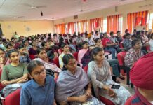 ਐੱਸ.ਬੀ.ਐੱਸ. ਯੂਨੀਵਰਸਿਟੀ ’ਚ ਰੈੱਡ ਰਿਬਨ ਕਲੱਬ ਵੱਲੋਂ ‘ਨਸ਼ਿਆਂ ਵਿਰੁੱਧ ਯੁੱਧ’ ’ਤੇ ਸੈਮੀਨਾਰ ਤੇ ਲੈਕਚਰ