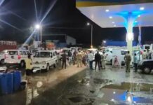 CM ਦਾ ਕਾਫਿਲਾ ਡੀਜ਼ਲ ਨਾਲ ਨਹੀਂ, ਪਾਣੀ ਨਾਲ ਭਰਿਆ ਗਿਆ – 19 ਵਾਹਨਾਂ ਦੀ ਗੱਡੀ ਰਾਤਾਰਾਤ ਡਿੱਗੀ