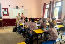 ਜ਼ਿਲ੍ਹਾ ਸਿੱਖਿਆ ਅਫ਼ਸਰ ਵੱਲੋਂ ਸਕੂਲਾਂ ਦੀ ਕੀਤੀ ਗਈ ਜਾਂਚ