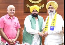 ਅਕਾਲੀ ਦਲ ਨੂੰ ਵੱਡਾ ਝਟਕਾ: ਸਾਬਕਾ ਵਿਧਾਇਕ ਹਰਮੀਤ ਸਿੰਘ ਸੰਧੂ ਆਮ ਆਦਮੀ ਪਾਰਟੀ ‘ਚ ਹੋਏ ਸ਼ਾਮਲ