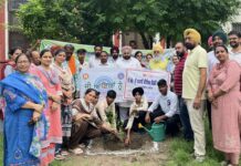 ਵਿਧਾਇਕ ਰਣਬੀਰ ਸਿੰਘ ਭੁੱਲਰ ਨੇ ਪੀਐਮ ਸ਼੍ਰੀ ਸਰਕਾਰੀ ਸੀਨੀਅਰ ਸੈਕੰਡਰੀ ਸਕੂਲ ਵਿਖੇ ਲਗਾਏ ਪੌਦੇ