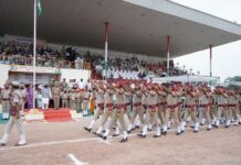 ਰੌੜੀ ਨੇ ਲਹਿਰਾਇਆ ਤਿਰੰਗਾ, ਸ਼ਹੀਦਾਂ ਦੇ ਸੁਪਨੇ ਸਾਕਾਰ ਕਰਨ ਦਾ ਸੰਕਲਪ