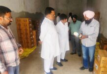 ਉੱਡਣ-ਦਸਤੇ ਵੱਲੋਂ ਖੇਤੀ-ਵਸਤਾਂ ਦੇ ਵਿਕਰੇਤਾਵਾਂ ਦੀ ਅਚਨਚੇਤ ਚੈੱਕਿੰਗ