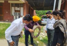 ਸਿਹਤ ਟੀਮਾਂ ਵੱਲੋਂ ਸਰਕਾਰੀ ਦਫਤਰਾਂ ਵਿੱਚ ਲਾਰਵੇ ਦਾ ਕੀਤਾ ਗਿਆ ਨਿਰੀਖਣ