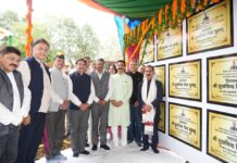 ਮੁੱਖ ਮੰਤਰੀ ਨੇ ਮੰਡੀ ਵਿੱਚ 216 ਕਰੋੜ ਰੁਪਏ ਦੇ 33 ਵਿਕਾਸ ਪ੍ਰੋਜੈਕਟਾਂ ਦਾ ਉਦਘਾਟਨ ਅਤੇ ਨੀਂਹ ਪੱਥਰ ਰੱਖਿਆ