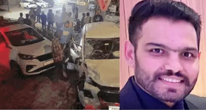 046238b3-1d40-4b40-a07a-964df4acb196English Khabristan