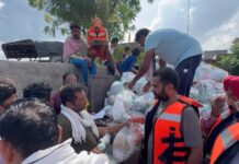 ਹੜ ਪ੍ਰਭਾਵਿਤ ਲੋਕਾਂ ਦਾ ਹਾਲ ਜਾਣਿਆ, ਰਾਹਤ ਸਮੱਗਰੀ ਦਿੱਤੀ