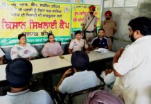 ਕਿਸਾਨਾਂ ਨੂੰ ਪਰਾਲੀ ਨਾ ਸਾੜਨ ਲਈ ਪ੍ਰੇਰਿਤ ਕਰਨ ਖੁਦ ਨਿੱਤਰੇ ਮੈਦਾਨ ‘ਚ