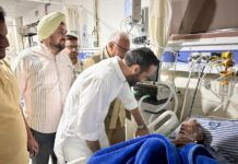 ਲੋਕ ਸਭਾ ਮੈਂਬਰ ਮੀਤ ਹੇਅਰ ਨੇ ਓਮ ਪ੍ਰਕਾਸ਼ ਗਾਸੋ ਦੀ ਖੈਰ-ਖਬਰ ਪੁੱਛੀ, ਜਲਦ ਚੰਗੇ ਹੋਣ ਦੀ ਅਰਦਾਸ Lok Sabha member