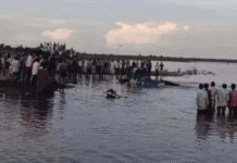 ਆਗਰਾ ‘ਚ ਦੁਰਗਾ ਵਿਸਰਜਨ ਦੌਰਾਨ ਵਾਪਰਿਆ ਭਿਆ*ਨਕ ਹਾਦਸਾ: ਨਦੀ ਵਿੱਚ 13 ਨੌਜਵਾਨ ਡੁੱਬੇ, 6 ਲਾਪਤਾ