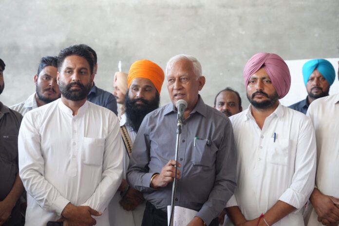 Cabinet Minister launches 11 road