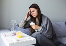 ਮੌਸਮ ਬਦਲਦੇ ਹੀ ਵੱਧ ਰਹੀ ਹੈ ਸਰਦੀ-ਜ਼ੁਕਾਮ ਦੀ ਤਕਲੀਫ਼? ਰਾਹਤ ਲਈ ਅਪਣਾਓ ਇਹ ਅਸਰਦਾਰ ਦੇਸੀ ਨੁਸਖੇ ਮੌਸਮ ਬਦਲਦੇ ਹੀ ਵੱਧ ਰਹੀ ਹੈ ਸਰਦੀ-ਜ਼ੁਕਾਮ ਦੀ ਤਕਲੀਫ਼? ਰਾਹਤ ਲਈ ਅਪਣਾਓ ਇਹ ਅਸਰਦਾਰ ਦੇਸੀ ਨੁਸਖੇ