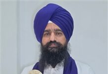 ਦਿਲਜੀਤ ਵੱਲੋਂ ਅਮਿਤਾਭ ਬੱਚਨ ਦੇ ਪੈਰ ਛੂਹਣ ਦੇ ਮਾਮਲੇ ‘ਤੇ ਜਥੇਦਾਰ ਗੜਗੱਜ ਨੇ ਦਿੱਤਾ ਇਹ ਬਿਆਨ।