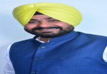 ਅਦਾਲਤੀ ਹੁਕਮਾਂ ਦੀ ਅਣਦੇਖੀ ‘ਤੇ ਵੱਡੀ ਕਾਰਵਾਈ! ਫ਼ਾਜ਼ਿਲਕਾ ਇੰਪਰੂਵਮੈਂਟ ਟਰੱਸਟ ਦੇ ਚੇਅਰਮੈਨ ਨੂੰ ਭਗੌੜਾ ਘੋਸ਼ਿਤ ਕੀਤਾ ਗਿਆ