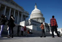 ਅਮਰੀਕਾ ਦੇ ਇਤਿਹਾਸ ਦਾ 36 ਦਿਨਾਂ ਤੱਕ ਚੱਲਣ ਵਾਲਾ ਸਭ ਤੋਂ ਲੰਬਾ ਸ਼ਟਡਾਊਨ, ਰਾਹਤ ਦੀ ਕੋਈ ਉਮੀਦ ਨਹੀਂ; ਪ੍ਰਸ਼ਾਸਨ ਸਮੱਸਿਆ ਨੂੰ ਹੋਰ ਗੰਭੀਰ ਬਣਾਉਣ ਦੀ ਤਿਆਰੀ ਵਿੱਚ।