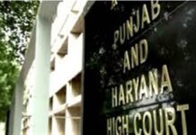 ਪੰਜਾਬ ਯੂਨੀਵਰਸਿਟੀ ਦੀ ਸੈਨੇਟ ਚੋਣਾਂ ਦੇ ਨੋਟੀਫਿਕੇਸ਼ਨ ਵਿੱਚ ਦੇਰੀ ਦੇ ਮਾਮਲੇ ‘ਚ ਹਾਈ ਕੋਰਟ ਪੁੱਜੀ। ਅਦਾਲਤ ਨੇ ਇਸ ਬਾਰੇ ਜਵਾਬ ਮੰਗਿਆ ਹੈ ਅਤੇ ਸੁਣਵਾਈ 16 ਦਸੰਬਰ ਨੂੰ ਹੋਵੇਗੀ।