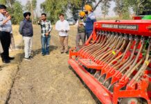 ਪ੍ਰਦੂਸ਼ਣ ਕੰਟਰੋਲ ਬੋਰਡ ਦੀ ਟੀਮ ਵੱਲੋਂ ਅਗਾਂਹ ਵਧੂ ਕਿਸਾਨਾਂ ਦੇ ਖੇਤਾਂ ਦਾ ਦੌਰਾ