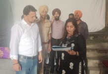 ਅਬਜ਼ਰਵਰ ਦੀ ਮੌਜੂਦਗੀ ‘ਚ EVM ਕਮਿਸ਼ਨਿੰਗ ਸ਼ੁਰੂ