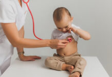 ਠੰਢ ਵੱਧਦੇ ਹੀ ਵਾਇਰਲ ਨਿਊਮੋਨੀਆ ਦਾ ਖਤਰਾ ਦੋਗੁਣਾ! ਡਾਕਟਰਾਂ ਨੇ ਦੱਸੇ ਬਚਾਅ ਦੇ ਜ਼ਰੂਰੀ ਉਪਾਅ ਠੰਢ ਵੱਧਦੇ ਹੀ ਵਾਇਰਲ ਨਿਊਮੋਨੀਆ ਦਾ ਖਤਰਾ ਦੋਗੁਣਾ! ਡਾਕਟਰਾਂ ਨੇ ਦੱਸੇ ਬਚਾਅ ਦੇ ਜ਼ਰੂਰੀ ਉਪਾਅ