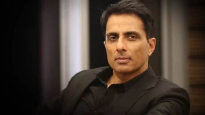 ਮਹਾਠੱਗ ਦੀ ਗ੍ਰਿਫ਼ਤਾਰੀ ਮਗਰੋਂ ਸਾਈਬਰ ਠੱਗੀ ਮਾਮਲੇ ‘ਚ ਸੋਨੂ ਸੂਦ ਦਾ ਨਾਮ ਆਇਆ ਸਾਹਮਣੇ, ਪ੍ਰਸ਼ੰਸਕ ਹੈਰਾਨ