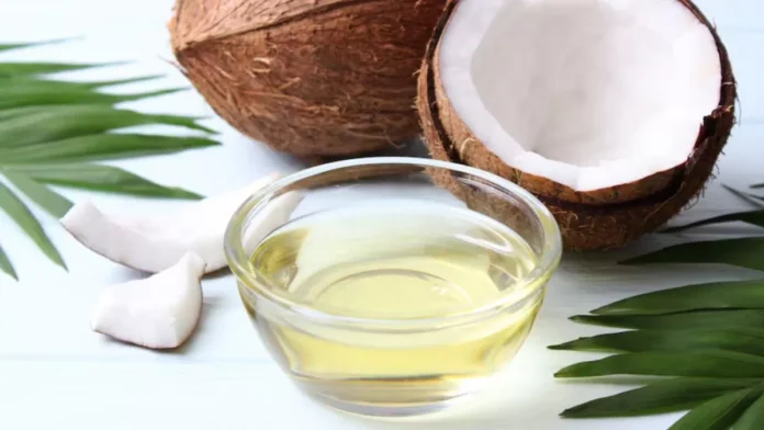 Aj Di Awaaj ਕਾਲੇ, ਲੰਬੇ ਤੇ ਸੰਘਣੇ ਵਾਲ ਚਾਹੀਦੇ? ਨਾਰੀਅਲ ਦੇ ਤੇਲ ਵਿੱਚ ਮਿਲਾਓ ਕੇਵਲ ਇੱਕ ਚੀਜ਼, ਨਤੀਜੇ ਦੇਖ ਲੋਕ ਰਹਿ ਜਾਣਗੇ ਹੈਰਾਨ