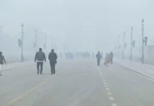 ਦਿੱਲੀ ਦੀ ਜ਼ਹਿਰੀਲੀ ਹਵਾ ‘ਤੇ ਸੁਪਰੀਮ ਕੋਰਟ ਦੀ ਸਖ਼ਤ ਟਿੱਪਣੀ, ਕਿਹਾ– ਪ੍ਰਦੂਸ਼ਣ ਲਈ ਪ੍ਰਭਾਵਸ਼ਾਲੀ ਗਾਈਡਲਾਈਨ ਜਾਰੀ ਕਰਨੀ ਬਹੁਤ ਜ਼ਰੂਰੀ ਦਿੱਲੀ ਦੀ ਜ਼ਹਿਰੀਲੀ ਹਵਾ ‘ਤੇ ਸੁਪਰੀਮ ਕੋਰਟ ਦੀ ਸਖ਼ਤ ਟਿੱਪਣੀ, ਕਿਹਾ– ਪ੍ਰਦੂਸ਼ਣ ਲਈ ਪ੍ਰਭਾਵਸ਼ਾਲੀ ਗਾਈਡਲਾਈਨ ਜਾਰੀ ਕਰਨੀ ਬਹੁਤ ਜ਼ਰੂਰੀ