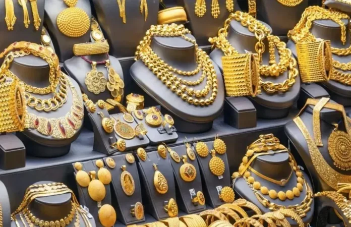 Gold Price Today: ਸੋਨਾ ਖਰੀਦਣ ਵਾਲਿਆਂ ਲਈ ਰਾਹਤ, ਚਾਂਦੀ ਨੇ ਮਚਾਈ ਹਾਹਾਕਾਰ—ਅੱਜ ਦੇ ਤਾਜ਼ਾ ਰੇਟ ਚੈੱਕ ਕਰੋ