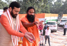 ਗੀਤਾ ਦਾ ਸੰਦੇਸ਼ ਸਨਾਤਨ ਅਤੇ ਸਾਰੀ ਮਨੁੱਖਤਾ ਲਈ ਪ੍ਰੇਰਣਾਦਾਇਕ — ਮੁੱਖ ਮੰਤਰੀ ਅੰਤਰਰਾਸ਼ਟਰੀ ਗੀਤਾ ਮਹੋਤਸਵ ਦੇ ਤਹਿਤ ਸੋਮਵਾਰ ਨੂੰ ਧਰਮਖੇਤਰ–ਕੁਰੂਖੇਤਰ ਦੇ ਕੇਸ਼ਵ ਪਾਰਕ ਵਿੱਚ ਭਵਿਆ ਅਤੇ ਇਤਿਹਾਸਕ ਵਿਸ਼ਵ ਗੀਤਾ ਪਾਠ ਦਾ ਆਯੋਜਨ ਕੀਤਾ