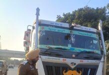 ਟ੍ਰੈਫਿਕ ਨਿਯਮਾਂ ਦੀ ਉਲੰਘਣਾ ਕਰਨ ਵਾਲਿਆ ਦੇ ਕੁੱਲ 81 ਚਲਾਨ