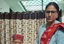 ਰਾਜਪਾਲ ਅਤੇ ਲੇਡੀ ਗਵਰਨਰ ਨੇ ਗੋਰਖਪੁਰ ਵਿੱਚ ਵੋਟਰ ਲਿਸਟ ਦੇ ਖ਼ਾਸ ਗਹਿਰੇ ਪੁਨਰੀਖਣ ਅਭਿਆਨ ਵਿੱਚ ਕੀਤਾ ਹਿੱਸਾ ਰਾਜਪਾਲ ਅਤੇ ਲੇਡੀ ਗਵਰਨਰ ਨੇ ਗੋਰਖਪੁਰ ਵਿੱਚ ਵੋਟਰ ਲਿਸਟ ਦੇ ਖ਼ਾਸ ਗਹਿਰੇ ਪੁਨਰੀਖਣ ਅਭਿਆਨ ਵਿੱਚ ਕੀਤਾ ਹਿੱਸਾ