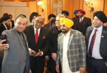 ਮੁੱਖ ਮੰਤਰੀ ਦੇ ਰੋਡ ਸ਼ੋਅ ਨੂੰ ਮਿਲਿਆ ਭਾਰੀ ਹੁੰਗਾਰਾ, ਮੋਹਰੀ ਜਾਪਾਨੀ ਕੰਪਨੀਆਂ ਨੇ ਰੋਡ ਸ਼ੋਅ ਵਿੱਚ ਕੀਤੀ ਸ਼ਿਰਕਤ ਮੁੱਖ ਮੰਤਰੀ ਦੇ ਰੋਡ ਸ਼ੋਅ ਨੂੰ ਮਿਲਿਆ ਭਾਰੀ ਹੁੰਗਾਰਾ, ਮੋਹਰੀ ਜਾਪਾਨੀ ਕੰਪਨੀਆਂ ਨੇ ਰੋਡ ਸ਼ੋਅ ਵਿੱਚ ਕੀਤੀ ਸ਼ਿਰਕਤ