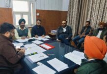 ਚੋਣ ਨਿਰੀਖਕ ਨੇ ਨੋਮੀਨੇਸ਼ਨ ਸੈਂਟਰਾਂ ਦਾ ਦੌਰਾ