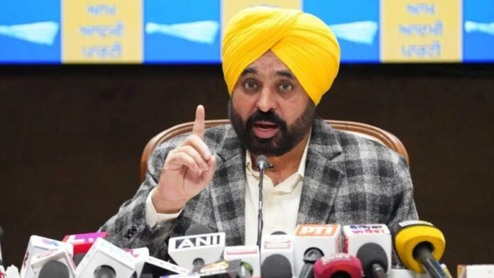 Aj Di Awaaj ਮੁੱਖ ਮੰਤਰੀ ਭਗਵੰਤ ਸਿੰਘ ਮਾਨ ਵੱਲੋਂ ਸੂਬੇ ਵਿੱਚੋਂ ਨਸ਼ਿਆਂ ਦੇ ਖਾਤਮੇ ਲਈ ਵਿੱਢੀ ਨਸ਼ਾ ਵਿਰੁੱਧ ਜੰਗ "ਯੁੱਧ ਨਸ਼ਿਆਂ ਵਿਰੁੱਧ" ਨੂੰ ਲਗਾਤਾਰ 287ਵੇਂ ਦਿਨ ਵੀ ਜਾਰੀ ਰੱਖਦਿਆਂ