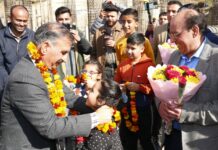 ਮੁੱਖ ਮੰਤਰੀ ਨੇ ਕੰਦਾਘਾਟ ਵਿੱਚ ਦਿਵਿਆਂਗ ਸਿੱਖਿਆ ਉਤਕ੍ਰਿਸ਼ਟਤਾ ਕੇਂਦਰ ਦੀ ਆਧਾਰਸ਼ਿਲਾ ਰੱਖੀ, 200 ਕਰੋੜ ਰੁਪਏ ਦੀ ਲਾਗਤ ਨਾਲ ਹੋਵੇਗਾ ਨਿਰਮਾਣ