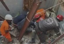 ਕਰਾਚੀ ’ਚ ਸਿਲੰਡਰ ਧਮਾਕੇ ਨਾਲ ਤਿੰਨ ਮੰਜ਼ਿਲਾ ਇਮਾਰਤ ਡਿੱਗੀ, 16 ਲੋਕਾਂ ਦੀ ਮੌ*ਤ; ਰੈਸਕਿਊ ਆਪ੍ਰੇਸ਼ਨ ਜਾਰੀ