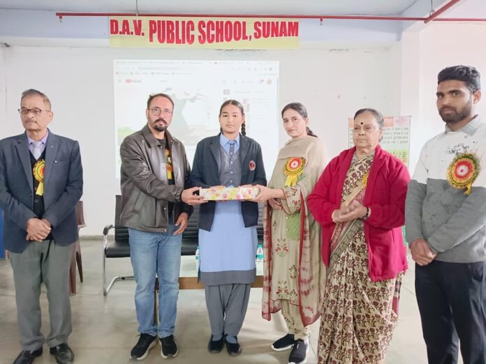 f2b7b864-4da5-4221-ba51-499c6182554d