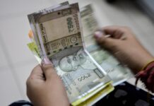 Indian Rupee ਰਿਕਾਰਡ ਨੀਵੇਂ ਪੱਧਰ ‘ਤੇ, ਡਾਲਰ ਮੁਕਾਬਲੇ 92 ਤੋਂ ਪਾਰ; Iran–Israel ਤਣਾਅ ਦਾ ਅਸਰ