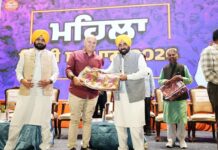 ਘਰ ਚਲਾਉਣ ਵਾਲੀਆਂ ਔਰਤਾਂ ਨੂੰ ਹੁਣ ਦੇਸ਼ ਚਲਾਉਣਾ ਚਾਹੀਦਾ: ਮੁੱਖ ਮੰਤਰੀ ਭਗਵੰਤ ਸਿੰਘ ਮਾਨ