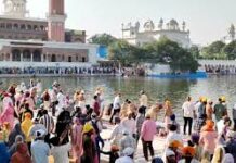 ਖਾਲਸਾ ਸਾਜਨਾ ਦਿਵਸ ਤੇ ਵਿਸਾਖੀ ਦੀਆਂ ਰੌਣਕਾਂ, ਪਾਉਂਟਾ ਸਾਹਿਬ ਵਿੱਚ ਸੰਗਤ ਵੱਡੀ ਗਿਣਤੀ ਵਿੱਚ ਨਤਮਸਤਕ