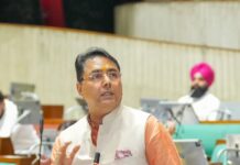 ਅਮਨ ਅਰੋੜਾ ਨੇ ਬਜ਼ੁਰਗ ਮਾਤਾ ਵੱਲੋਂ ਦਿੱਤੇ 100 ਰੁਪਏ ਦੇ ਨੋਟ ਨੂੰ ਚੇਤੇ ਕਰਦਿਆਂ ਇਸਨੂੰ ਕਰੋੜਾਂ ਰੁਪਏ ਤੋਂ ਵੱਧ ਕੀਮਤੀ ਦੱਸਿਆ