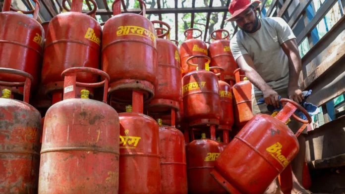 lpg-cylinder-booking-platforms-govt-advisory-india