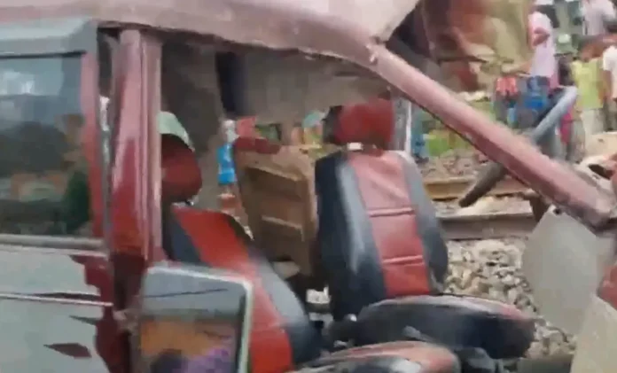 bus-train-accident-jpg