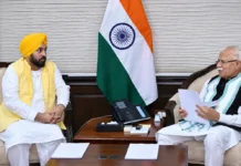 ਪੰਜਾਬ ਵਿਕਾਸ ਨੂੰ ਲੈ ਕੇ CM ਭਗਵੰਤ ਮਾਨ ਦੀ ਕੇਂਦਰੀ ਮੰਤਰੀ ਮਨੋਹਰ ਲਾਲ ਖੱਟਰ ਨਾਲ ਮੁਲਾਕਾਤ, ਅਹਿਮ ਮੁੱਦਿਆਂ ’ਤੇ ਚਰਚਾ