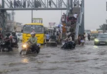 Delhi Rain Alert: ਦਿੱਲੀ-ਐਨਸੀਆਰ ‘ਚ ਝਮਾਝਮ ਮੀਂਹ, ਗੁਰੂਗ੍ਰਾਮ ‘ਚ ਜਲਭਰਾਅ ਨਾਲ ਵਿਗੜੇ ਹਾਲਾਤ, ਪੁਲਿਸ ਨੇ ਜਾਰੀ ਕੀਤੀ Work From Home ਐਡਵਾਈਜ਼ਰੀ